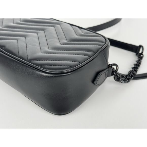 Gucci Matelassé Monochrome Small GG Marmont Chain Shoulder Bag Black B-9 - Picture 10 of 16